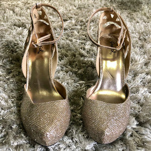 Qupid Champagne Glitter High Heel Size 10 Holidays